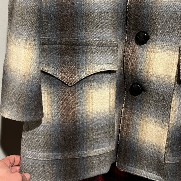 60’s Pendleton High Grade Western Wear Wool Plaid Coat, Shearling Collar - Picture 3 of 9